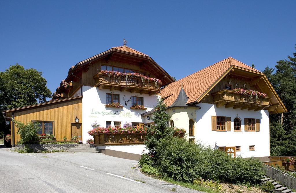 Zum Fally - Landgasthof Kirchberg am Wechsel Exteriör bild